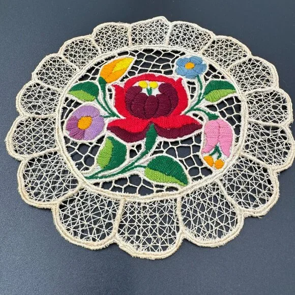 Kalocsa Hungarian Hand Embroidered Doily With Kalocsai Floral Lace Design - Picture 5 of 7